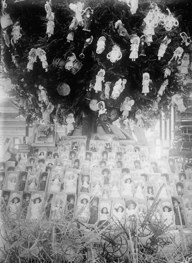 Сказочные фотографии рождественского шопинга в Нью-Йорке 1910 года