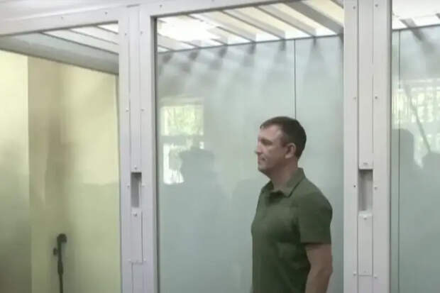 Военный суд отправил под домашний арест экс-командующего 58-й армией генерала Ивана Попова