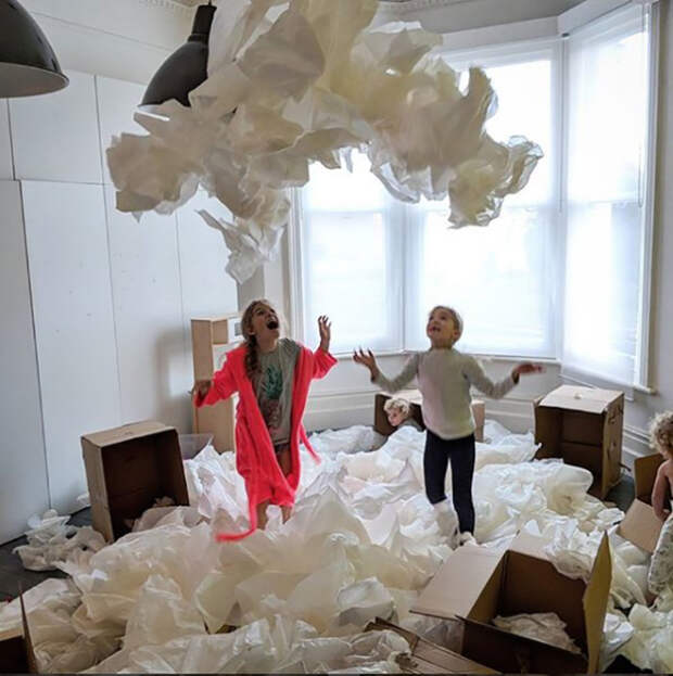Упаковочная бумага. Instagram father_of_daughters.