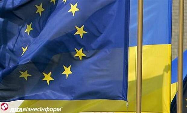 61% украинцев выступают за вступление в ЕС, 44% - за НАТО - опрос 61% украинцев выступают за вступление в ЕС, 44% - за НАТО - опрос