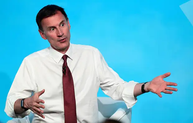 «Навязать свою картину мира»: зачем Лондон выделяет £18 млн на борьбу с фейками на Балканах и в Восточной Европе