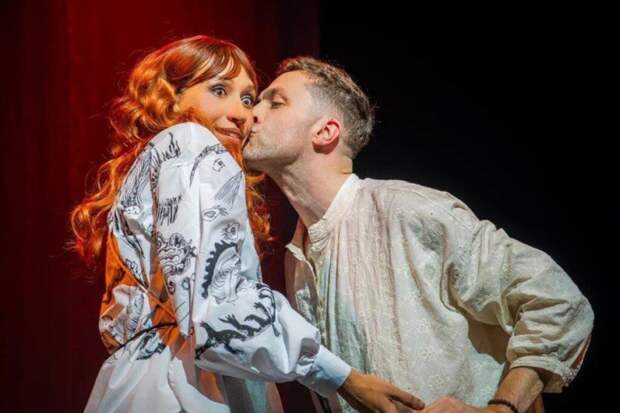 Елена Борщева предстанет в необычном для себя образе в спектакле «ИИстринские ведьмы»