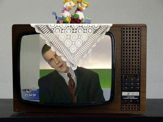 А зачем в Советском Союзе телевизор накрывали салфеткой?