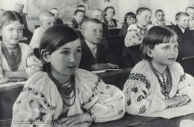 Подборка фотографий с интересными и знакомыми моментами из советского прошлого.