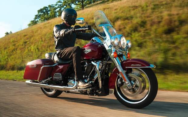 МЧС России пересаживается на мотоциклы Harley-Davidson