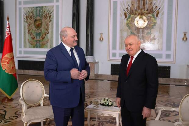 Лукашенко сдался, признал Крым российским де-юре