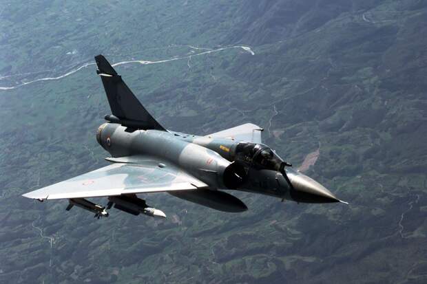 Момент сброса истребителем Mirage ВСУ управляемых бомб HAMMER сняли на видео