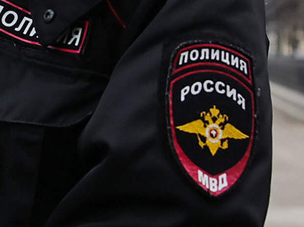Челябинский полицейский изнасиловал дубинкой задержанного Челябинский полицейский изнасиловал дубинкой задержанного
