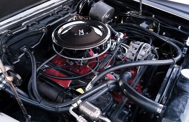 Винтажный итальянский автомобиль Carrozzeria Ghia продадут за 390 000 долларов (7 фото)