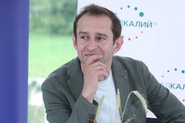 Константин Хабенский назначен и.о. ректора Школы‑Студии МХАТ