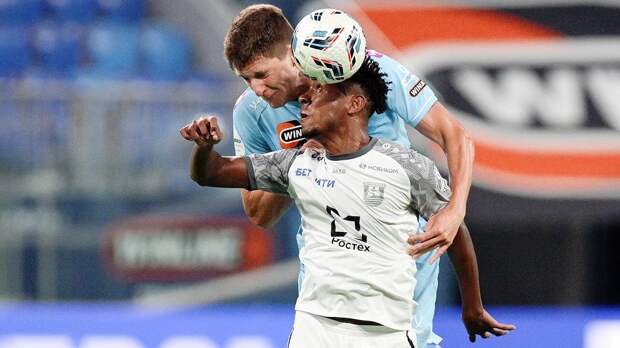 «Зенит» победил «Балтику» благодаря автоголу в конце матча: за 10 минут до этого арбитр отменил мяч калининградцев