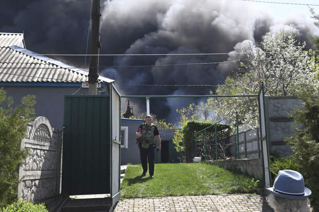 РИА Новости: ВСУ нанесли ракетный удар по жилому кварталу в Луганске