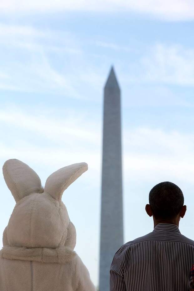 Обама и пасхальный заяц.