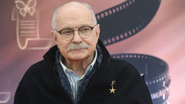 Михалков раскритиковал актерскую игру Ефремова