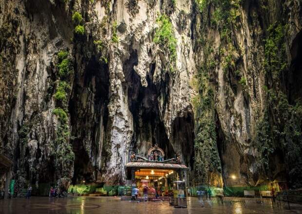 Пещеры Бату. Малайзия