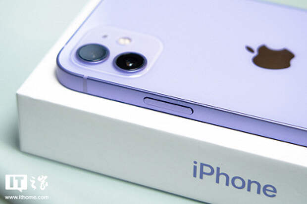Фиолетовый iPhone 12 впервые показали вживую со всех сторон