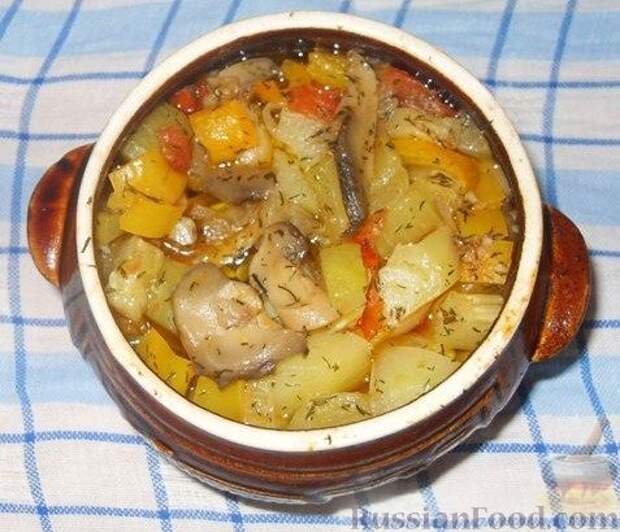 Капуста картошка мясо в горшочках