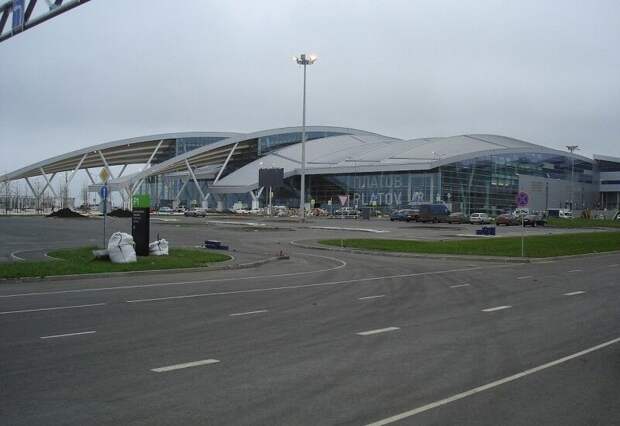 Стали известны пикантные подробности инцидента с самолетом в ростовском аэропорту