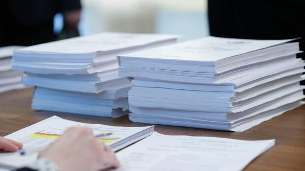 С апреля в России меняются правила для заемщиков, операторов рассрочки, тарифов ЖКХ и работы ФСБ