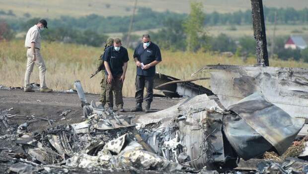 Пушков о немецком отчете по крушению MH17: самолет могла сбить Украина Пушков о немецком отчете по крушению MH17: самолет могла сбить Украина