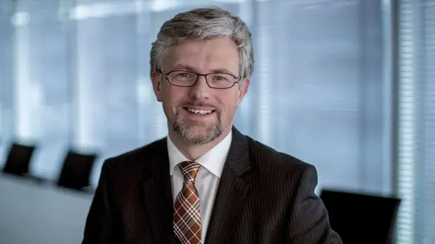 Заигрался в свое величие: украинский посол Мельник настроил против себя всю Германию