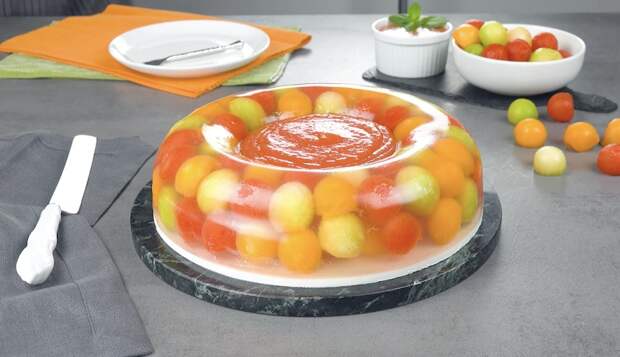 Желейный торт с фруктами: аппетитный десерт из арбуза