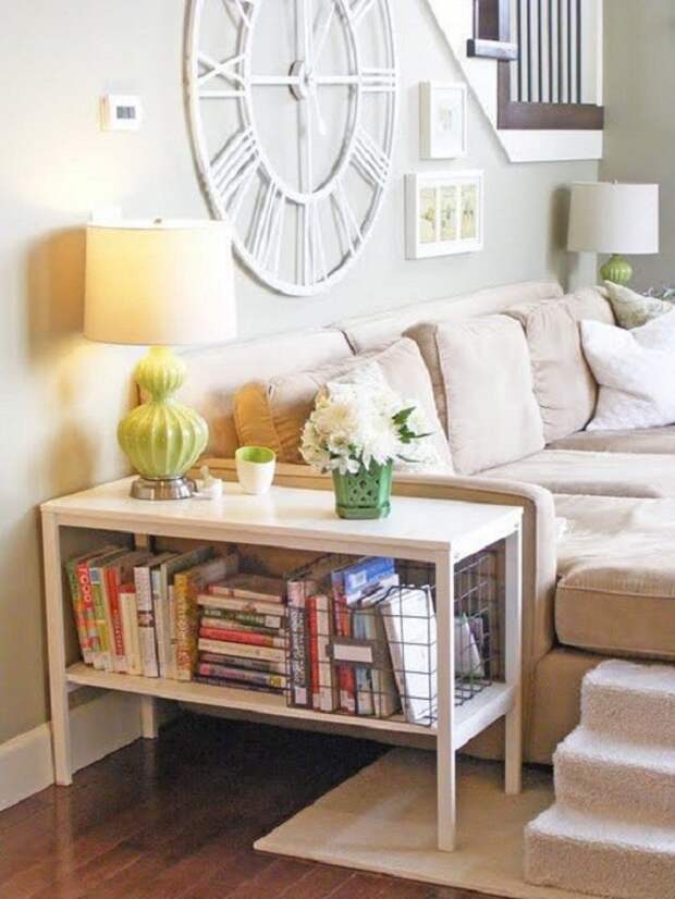 Боковой диван-стол станет просто самым лучшим вариантом для оформления комнаты с необыкновенной обстановкой.