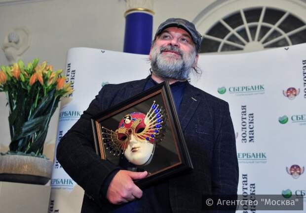 «Всплывает всякая мразь»: худрук БДТ Могучий ответил критикам Константина Райкина