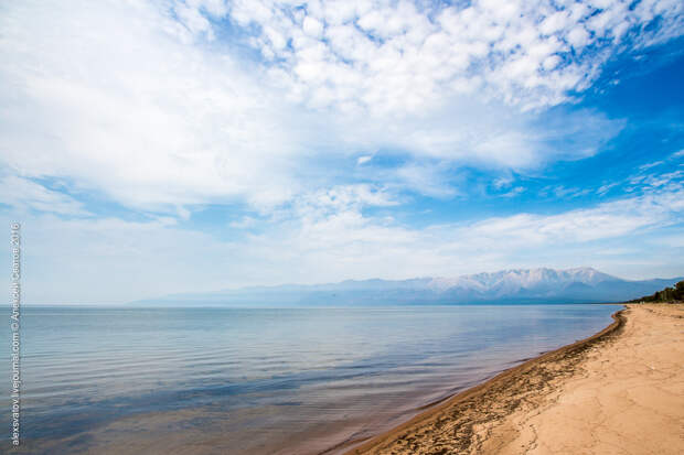 Пустые пляжи Баргузинского залива