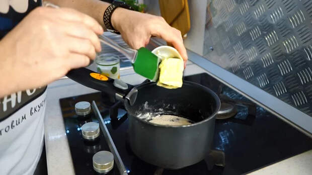 Пицца с сырным бортом Кулинария, Еда, Пицца, Наготовке, Видео рецепт, Сыр, Рецепт, Видео, Длиннопост