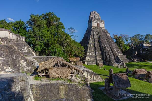 Пирамиды Майя, Тикаль, Гватемала • 360° Аэрофотопанорама