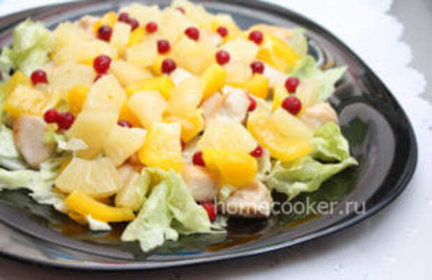 Салат с курицей и ананасами Salat s kuritsej i ananasami 300x195 Салат с курицей и ананасами