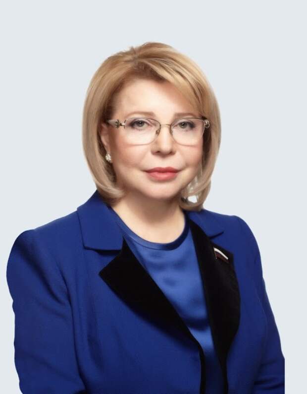 Елена Панина провела учредительный форум «Стратегия поддержки молодежных проектов»