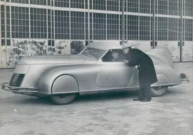 Прототип Streamlined Retractable Hardtop 1938 года, который спроектировал и построил летчик из Калифорнии