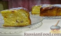 Фото к рецепту: Влажный пирог-кулич с творогом