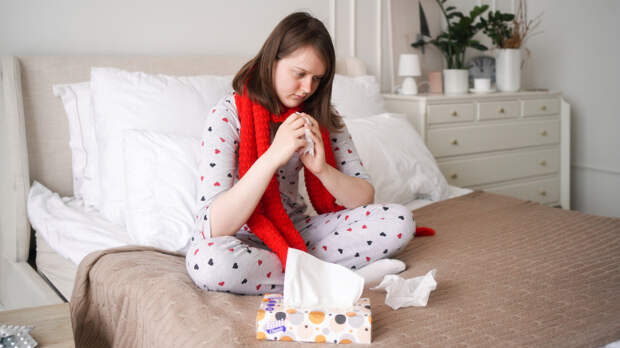 Нельзя оставлять без лечения: к каким осложнениям может привести обычный насморк