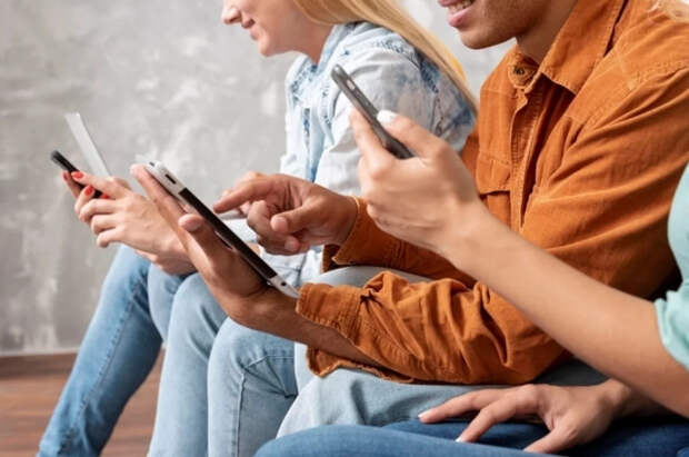 Профессор Прутцков назвал главное отличие молодёжи Донбасса от сверстников