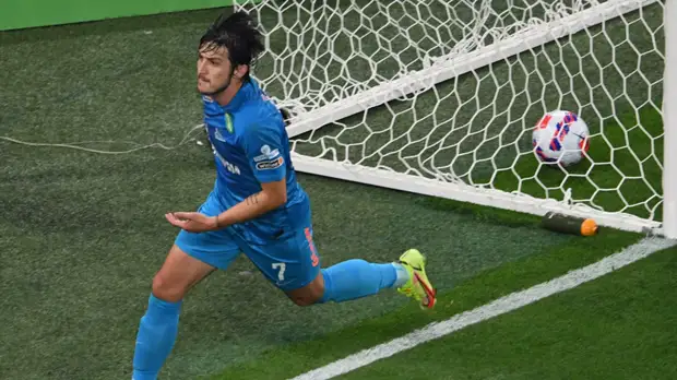 В «Роме» опровергли интерес к Азмуну