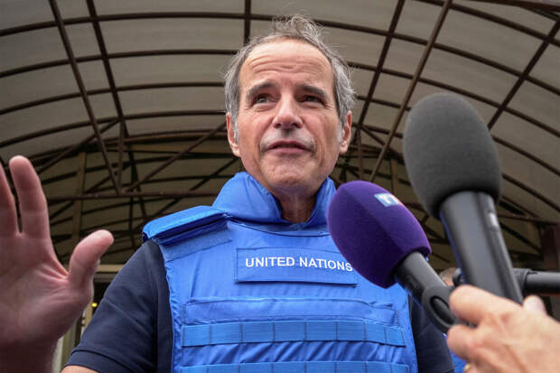 ТАСС: Гросси до конца текущей недели посетит Россию