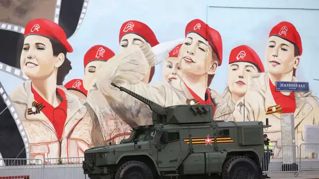 Танки в городе: первая репетиция парада Победы в Москве