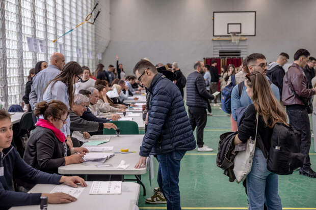 На фоне голосования в Венгрии ставки на поражение Орбана выросли еще больше