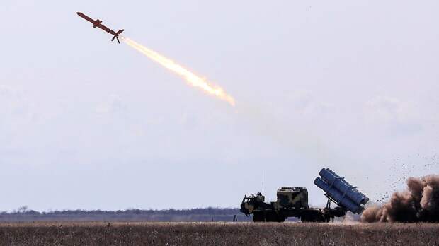 Литовкин считает заявления Украины об испытаниях ракеты «Нептун» надуванием щек