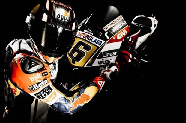 Фотографии нового дизайна команды LCR Honda  2013 со Штефанном Бредль