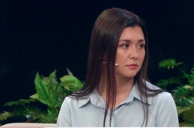 Дарья Фурштейн. Кадр из программы «Малахов» на канале «Россия 1»