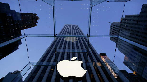 Apple стала первой в мире компанией с капитализацией в три триллиона долларов