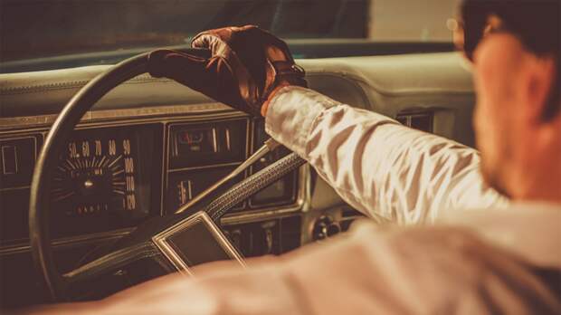 Мы приезжаем в Россию иметь ваших девушек.