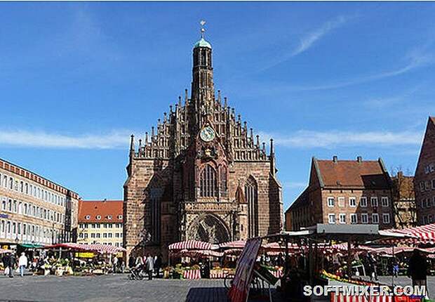 119299392_5528338_frauenkirchehauptmarktnuernbergba