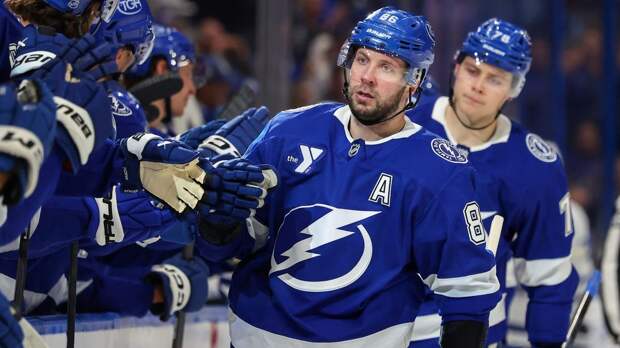 Ассистентский покер Кучерова и 27 сэйвов Василевского помогли «Тампе» победить «Торонто»