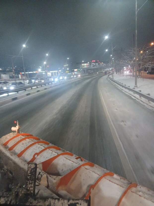 На трассах Крыма зафиксирован гололёд: где наиболее сложная обстановка