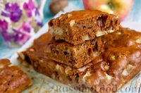 Фото к рецепту: Медовая коврижка с изюмом и яблоками